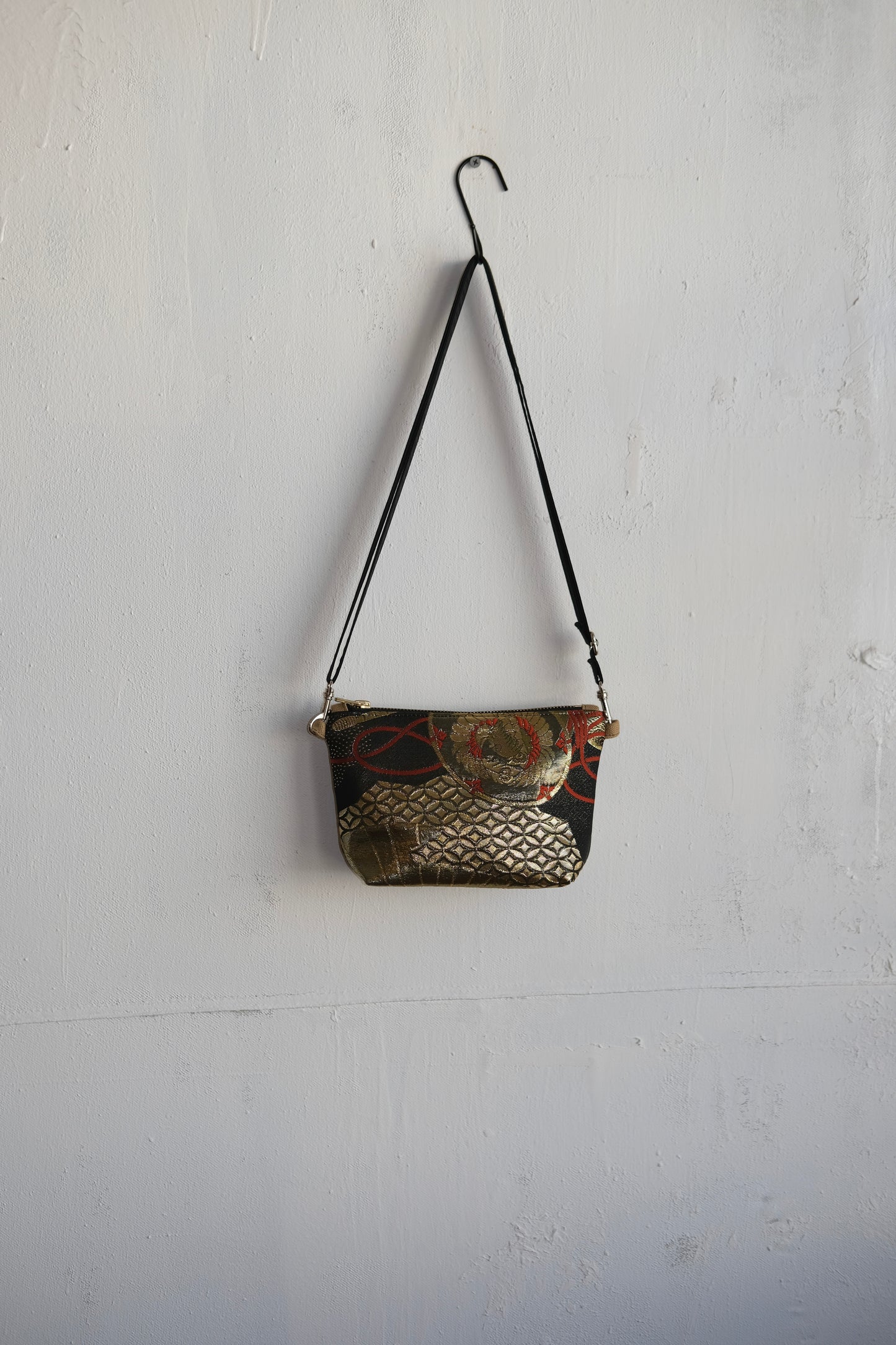 Obi Crossbody Pouch S