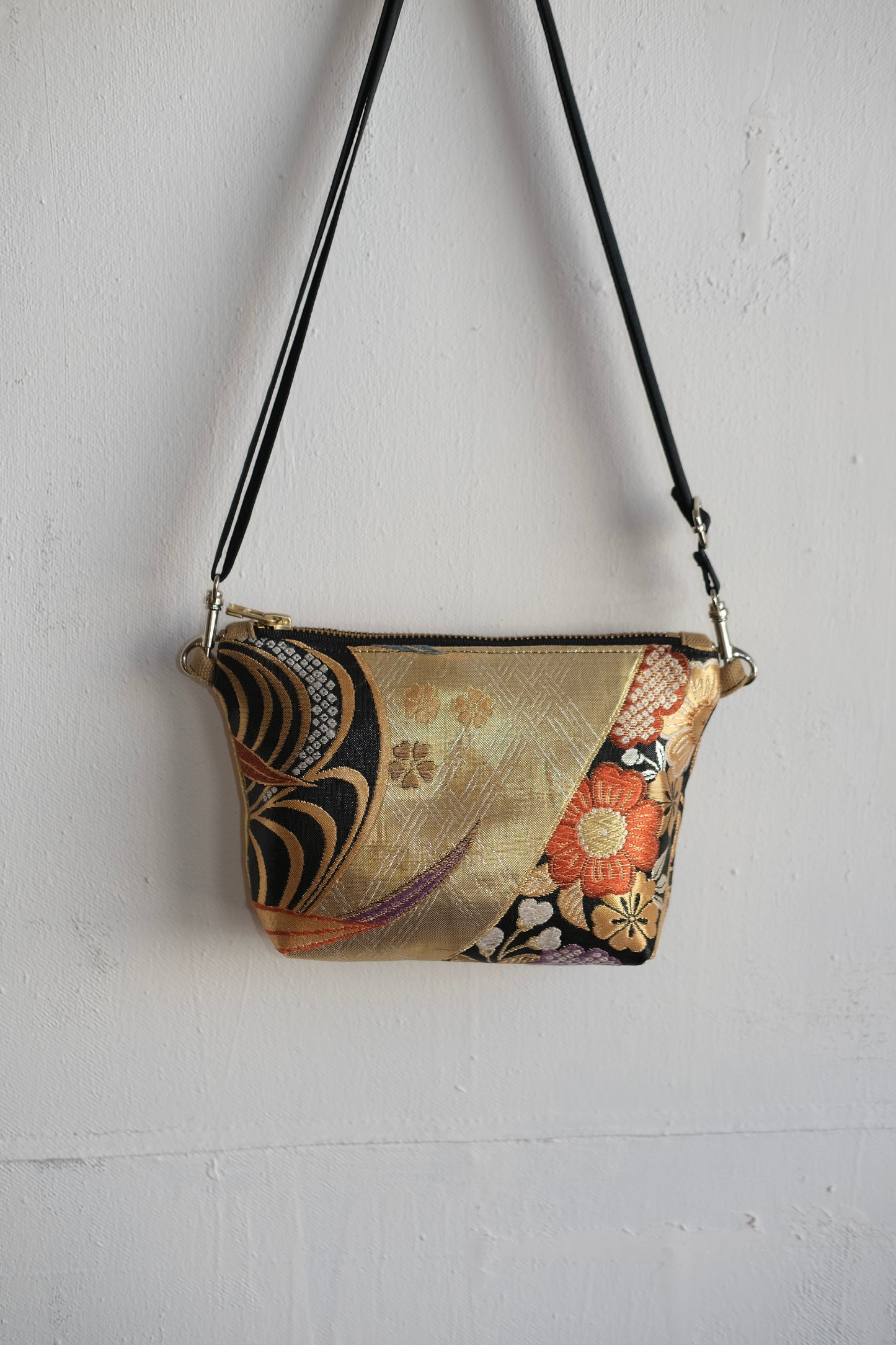 Obi Crossbody Pouch S