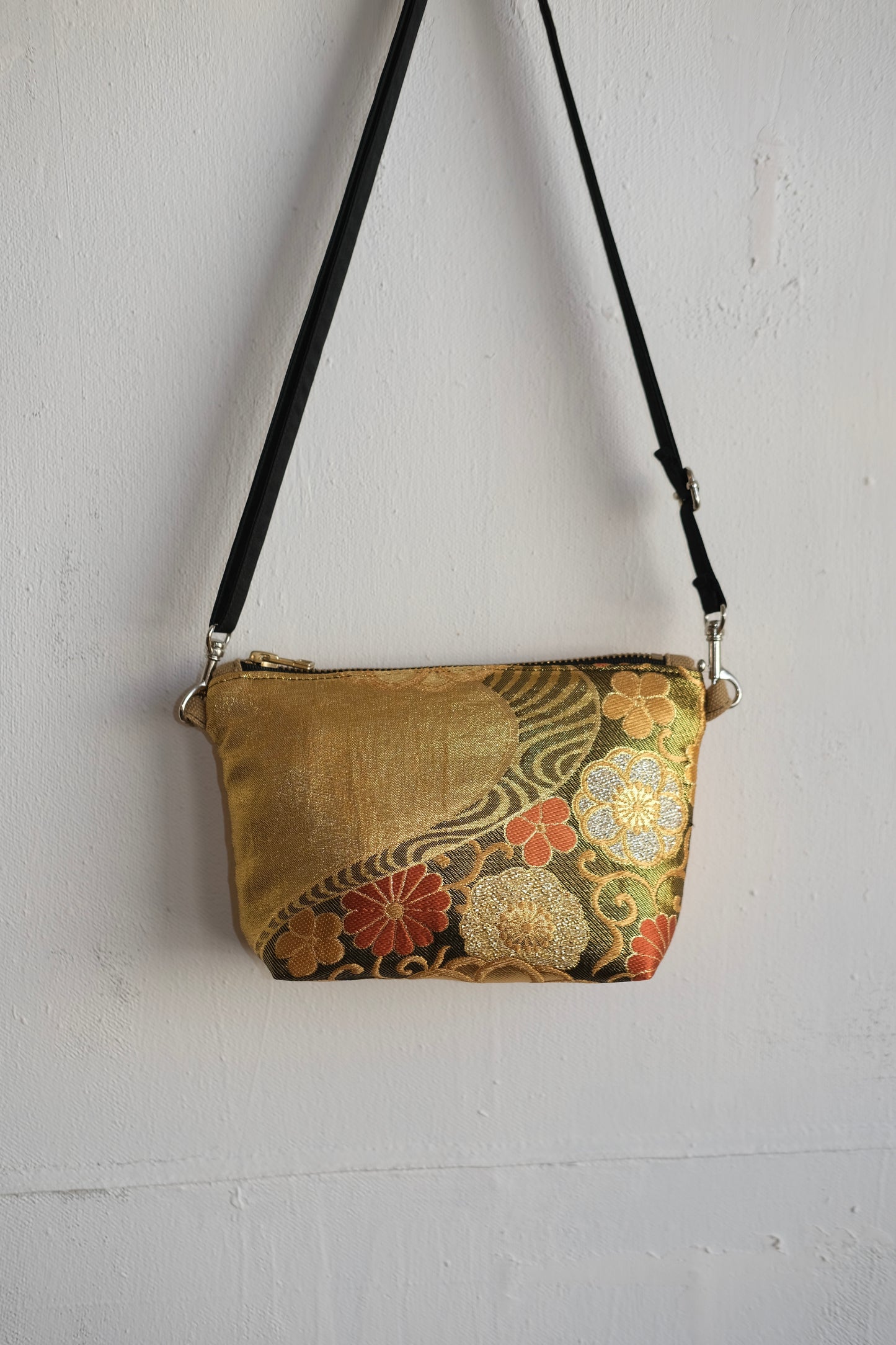 Obi Crossbody Pouch S