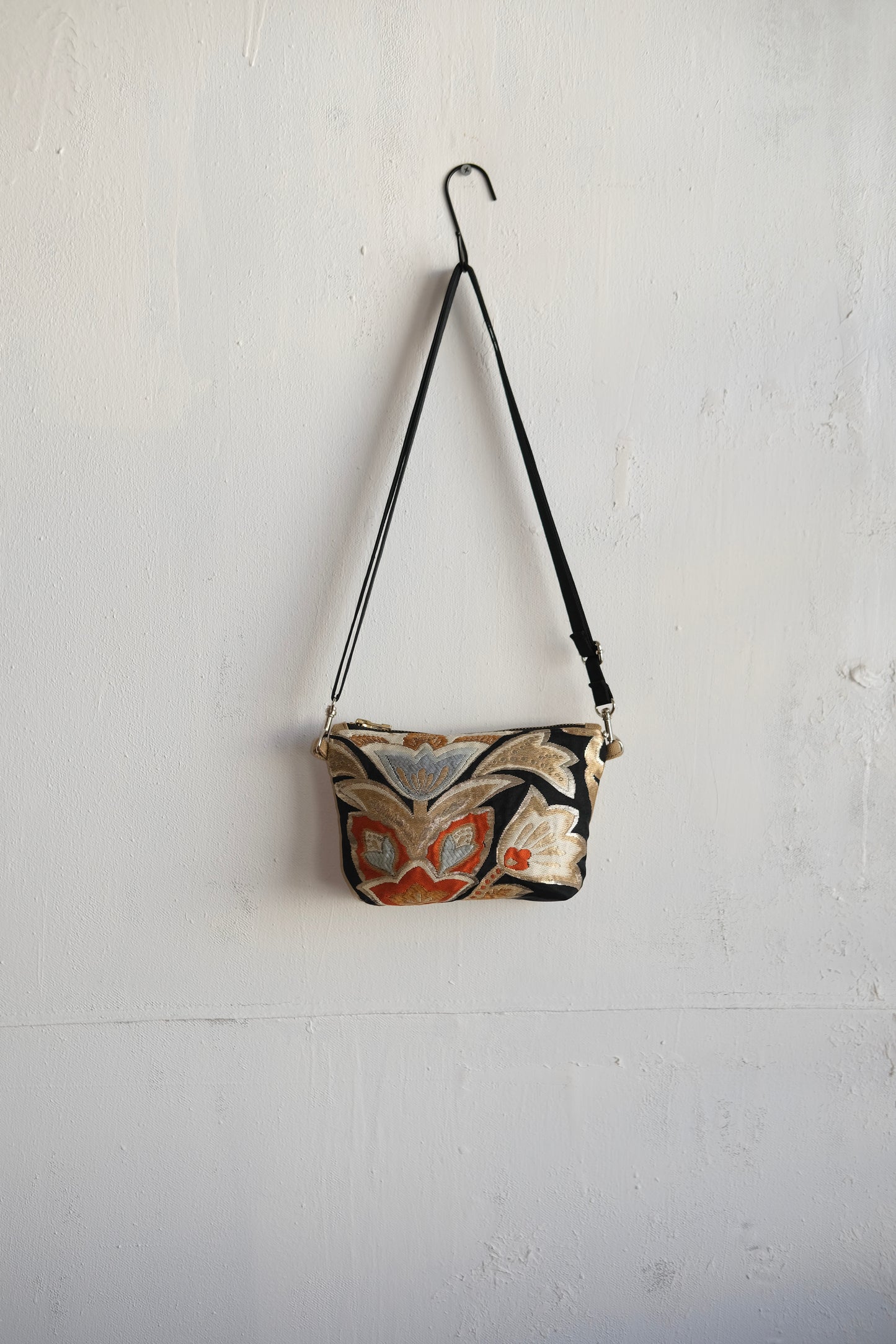 Obi Crossbody Pouch S
